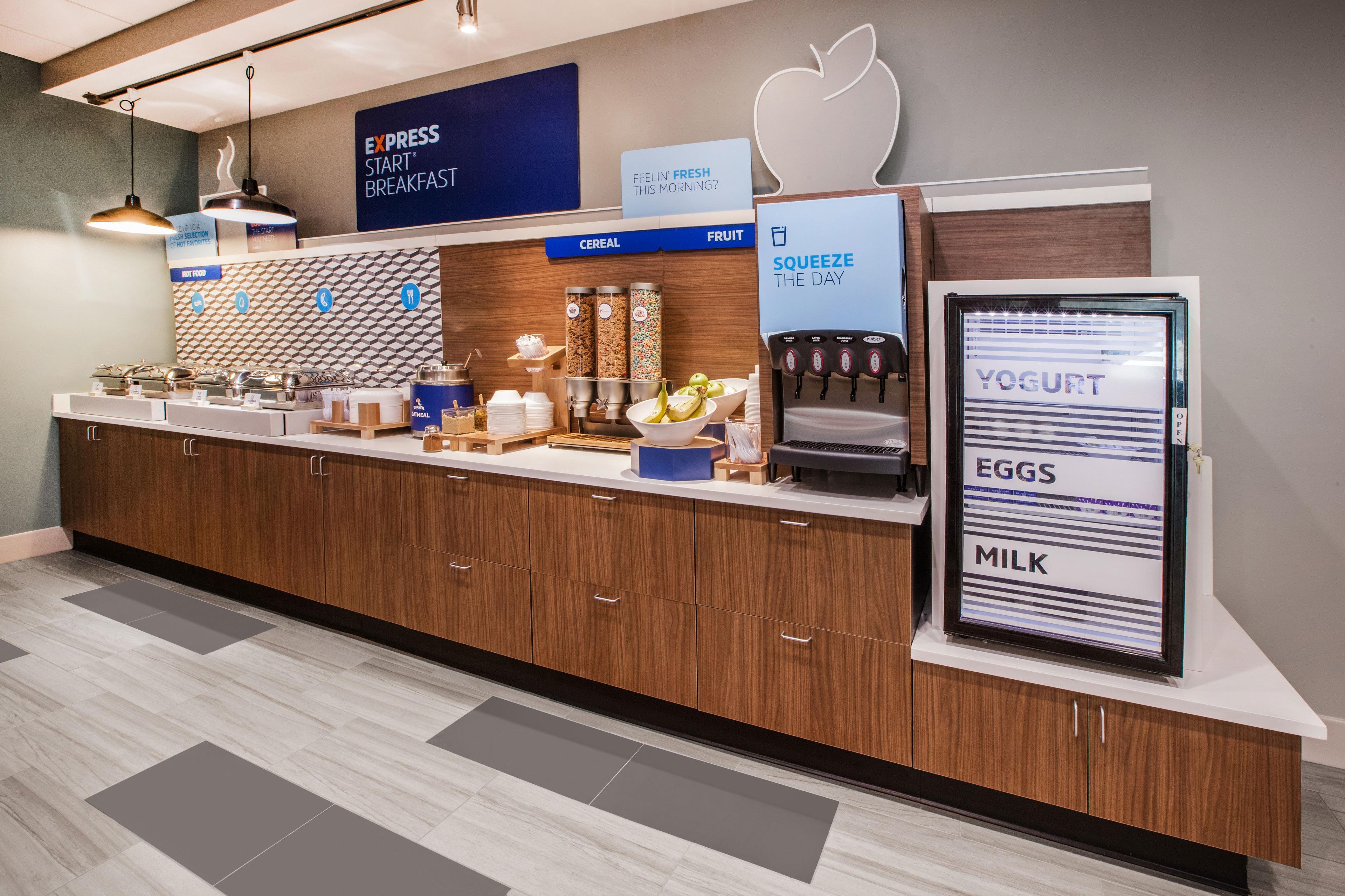 Holiday Inn Express Hotel & Suites Dallas South - Desoto By Ihg Exterior foto