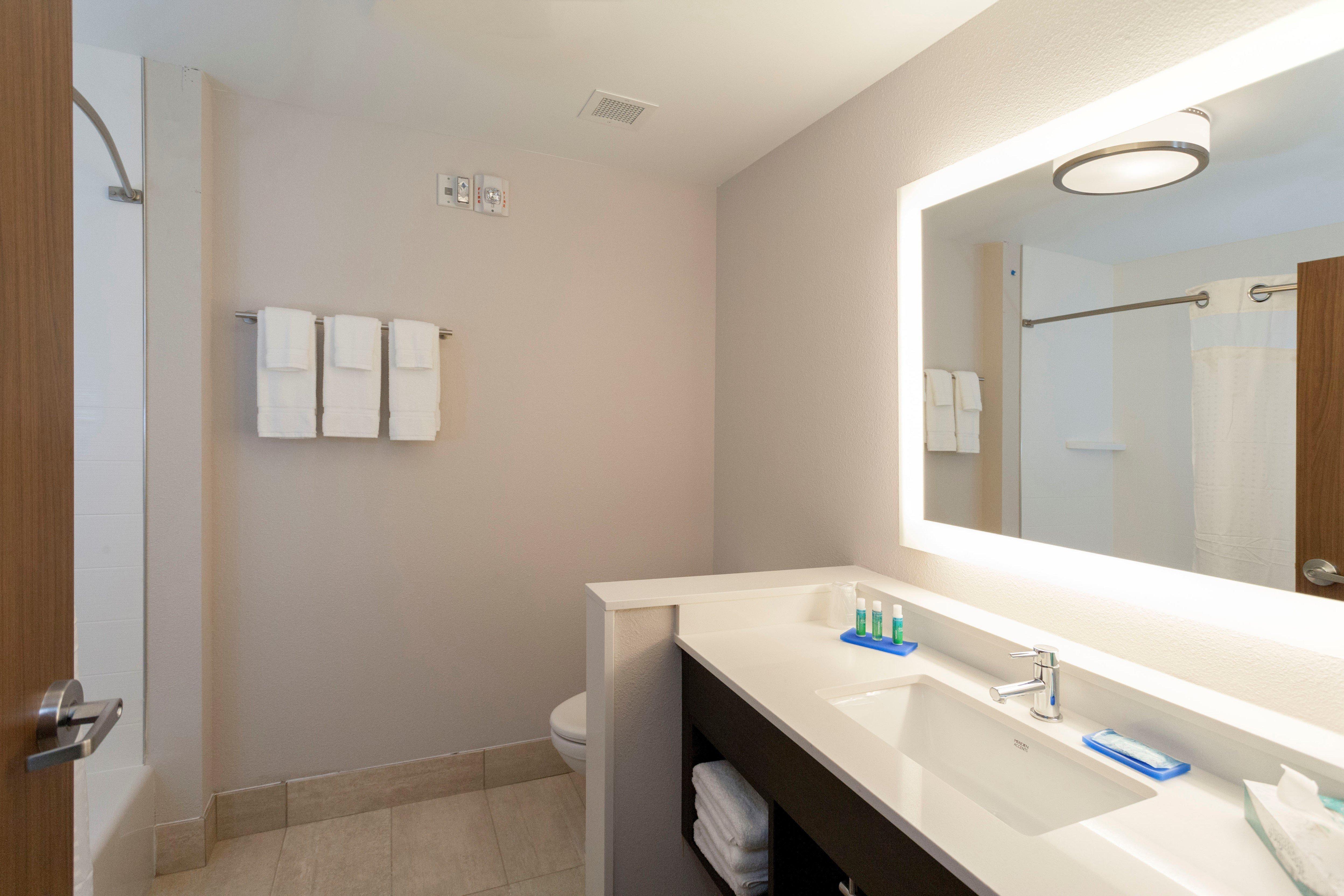 Holiday Inn Express Hotel & Suites Dallas South - Desoto By Ihg Exterior foto