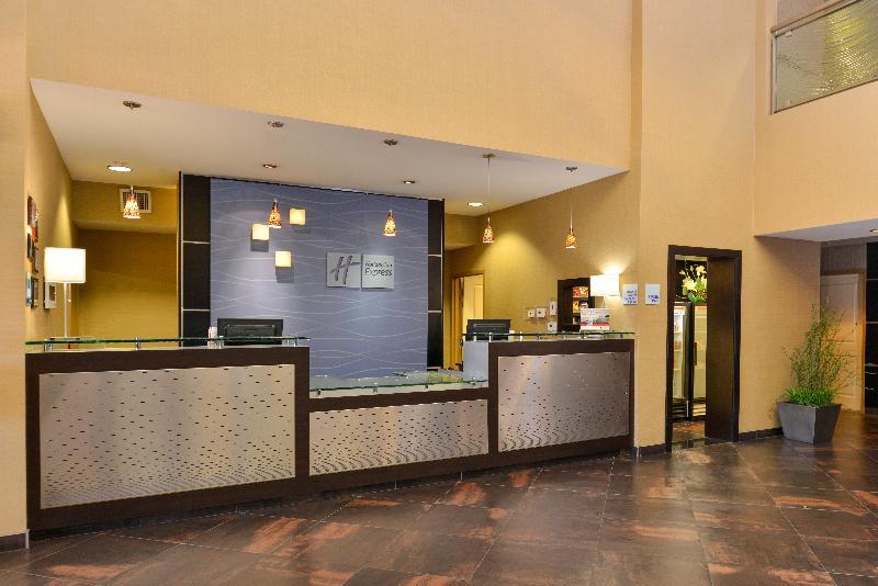 Holiday Inn Express Hotel & Suites Dallas South - Desoto By Ihg Exterior foto
